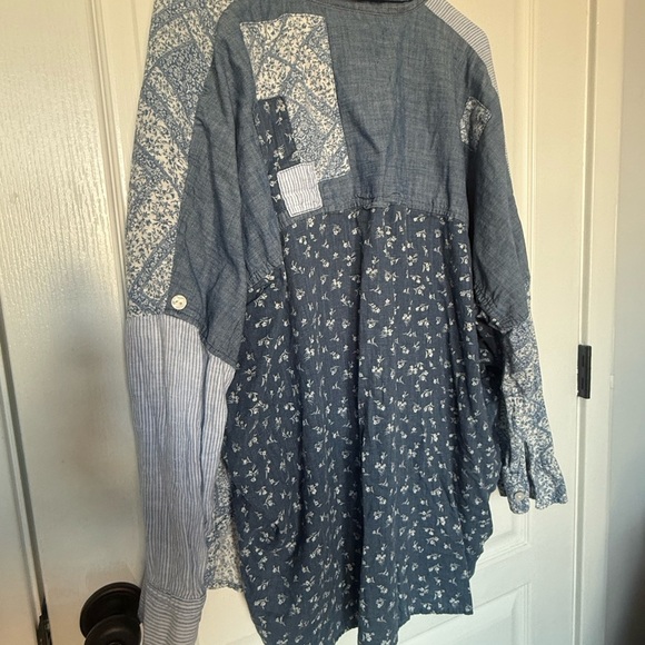 American Eagle Outfitters Blue Denim Button Down Shirt - Picture 7 of 9